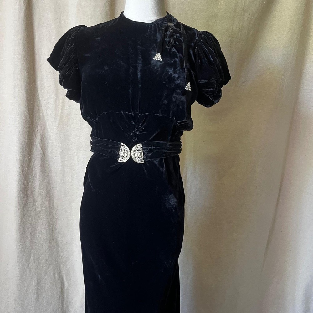 1930s Black Silk Velvet Evening Gown Openhym's Rhinstone Belt Dress S - Picture 3 of 9